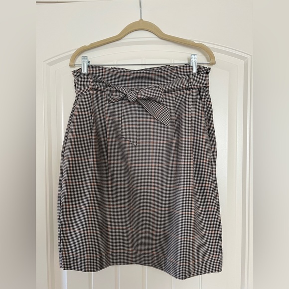 H&M Pencil Skirt with Tie Belt at Waist - Picture 1 of 4